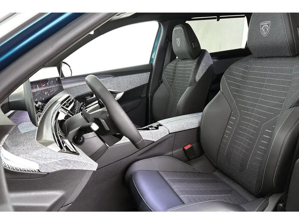 Peugeot 5008 1.2 Hybrid 145 GT 7p Stoelverwarming 360 C uit 2025, foto 6