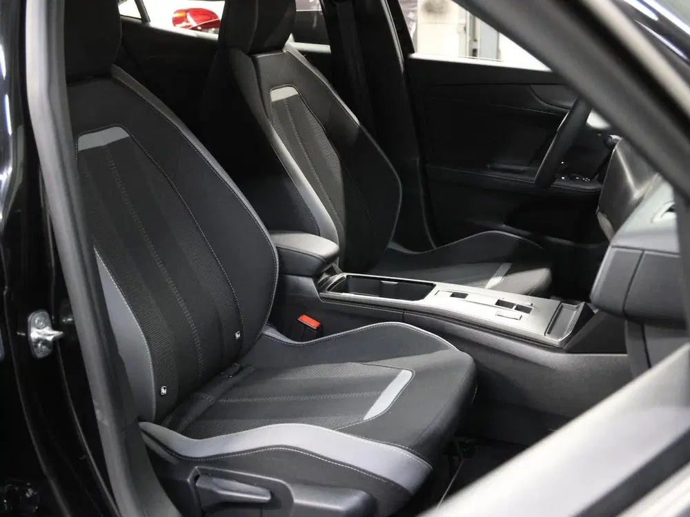Opel Mokka Electric GS 54 kWh 156PK uit 2025, foto 10