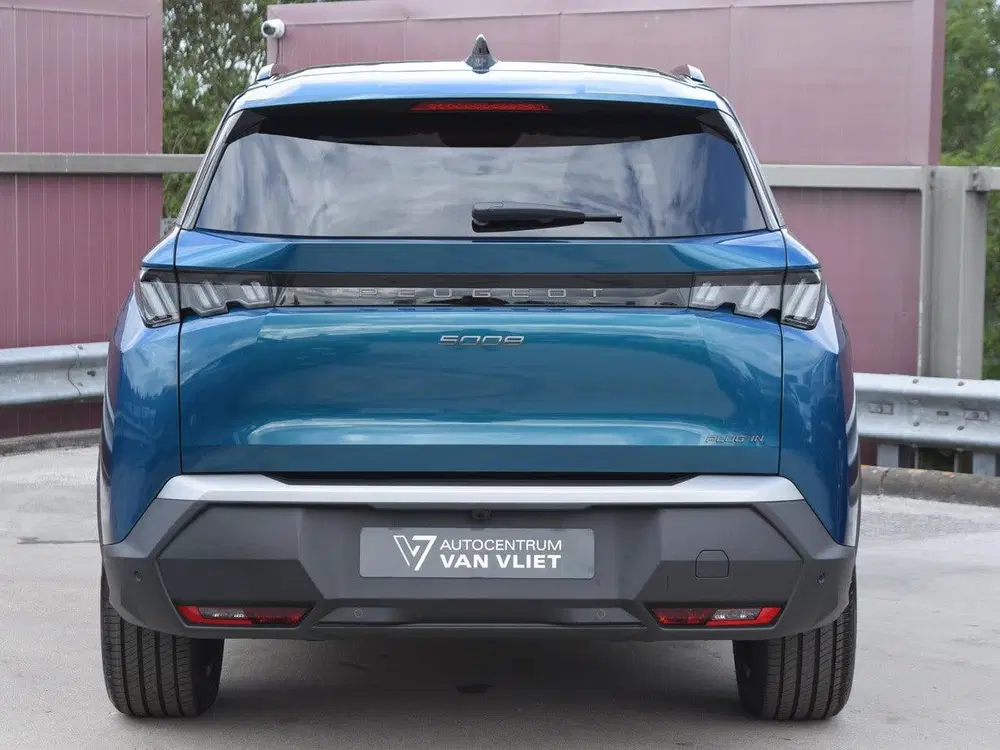 Peugeot 5008 1.6 Plug-in Hybrid 225 Allure 7p UIT VOORR uit 2026, foto 5