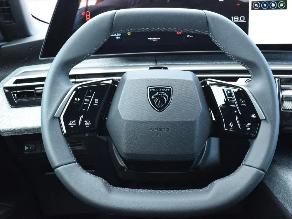 Peugeot 5008 Allure Long Range 97 kWh 7p UIT VOORRAAD L uit 2026, foto 8