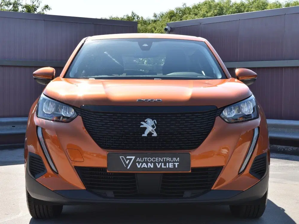 Peugeot 2008 1.2 PureTech Active Pack uit 2021, foto 4