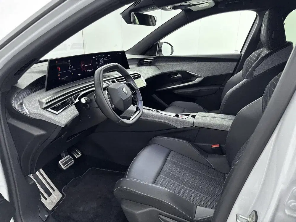 Peugeot 5008 SUV 136pk Hybrid Automaat GT uit 2025, foto 7