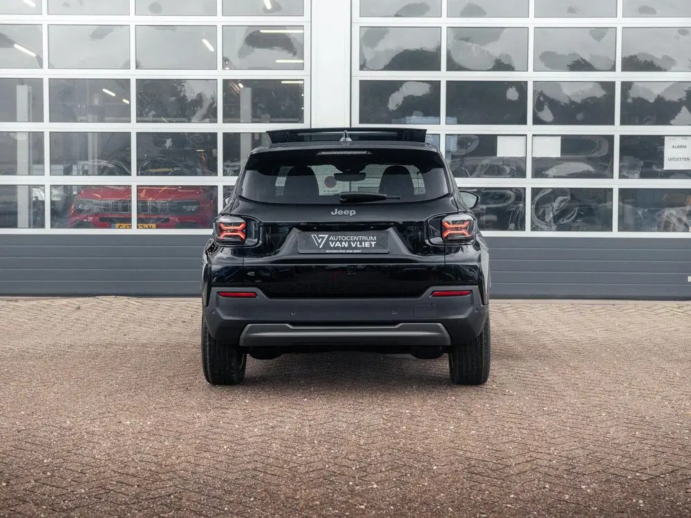 Jeep Avenger 85th Anniversary 54 kWh uit 2026, foto 8