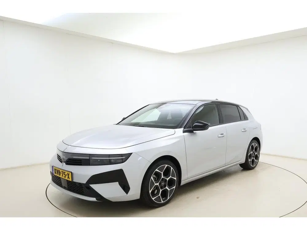 Opel Astra 1.6 Turbo Plug In Hybrid Ultimate 195 Pk uit 2026