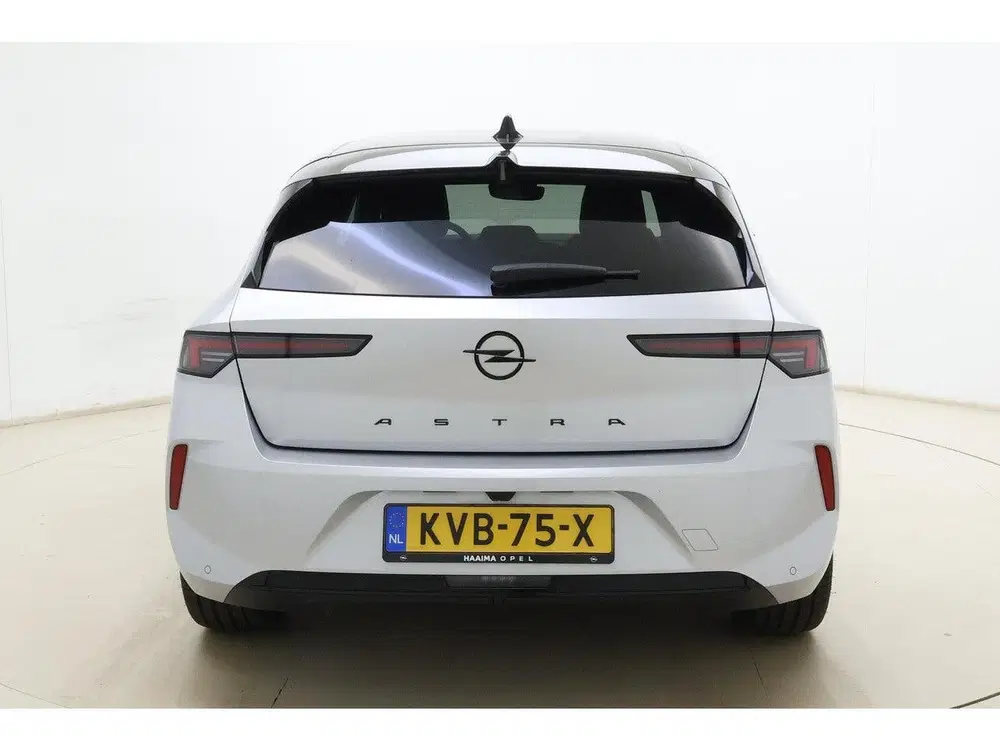 Opel Astra 1.6 Turbo Plug In Hybrid Ultimate 195 Pk uit 2026, foto 12