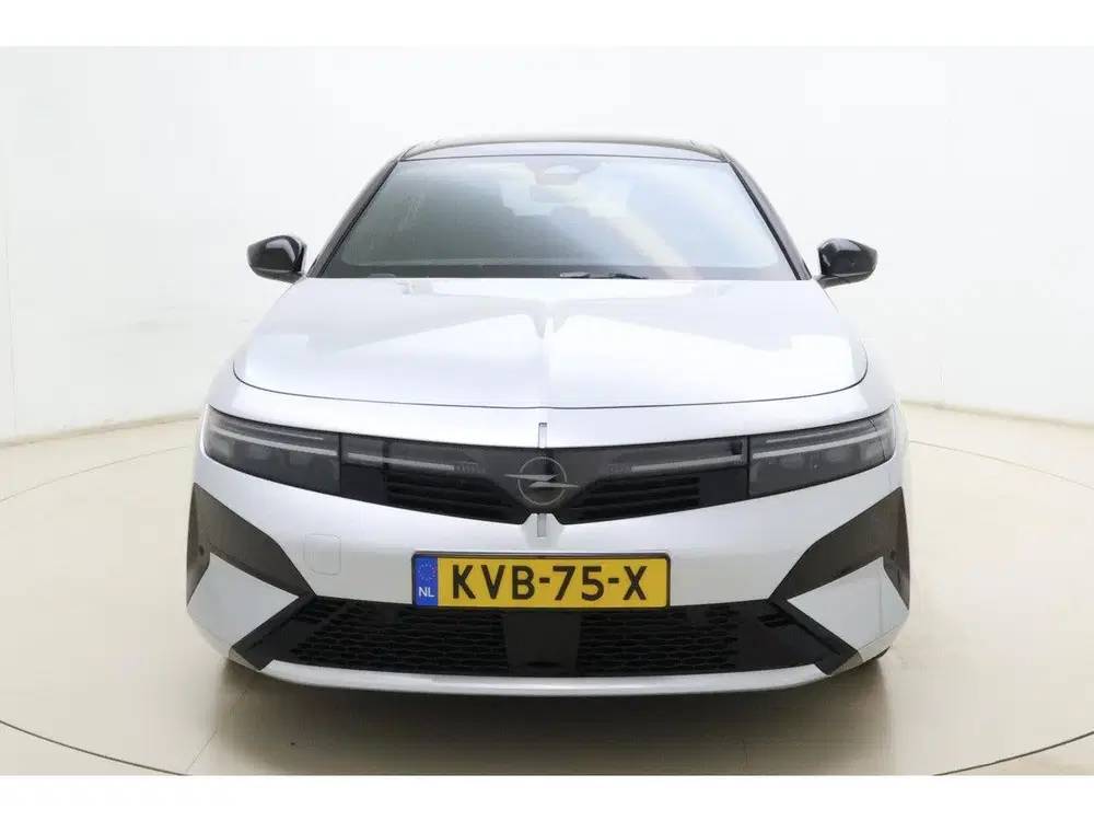 Opel Astra 1.6 Turbo Plug In Hybrid Ultimate 195 Pk uit 2026, foto 7