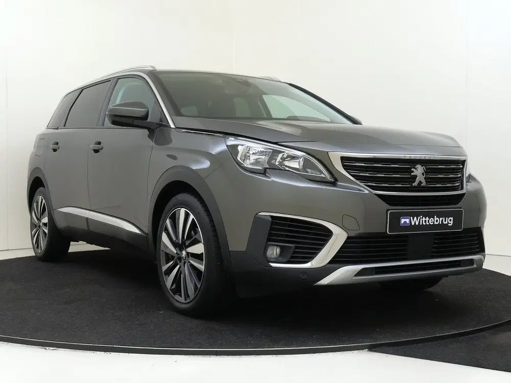 Peugeot 5008 1.2 PureTech Allure 130PK 5P uit 2020, foto 2