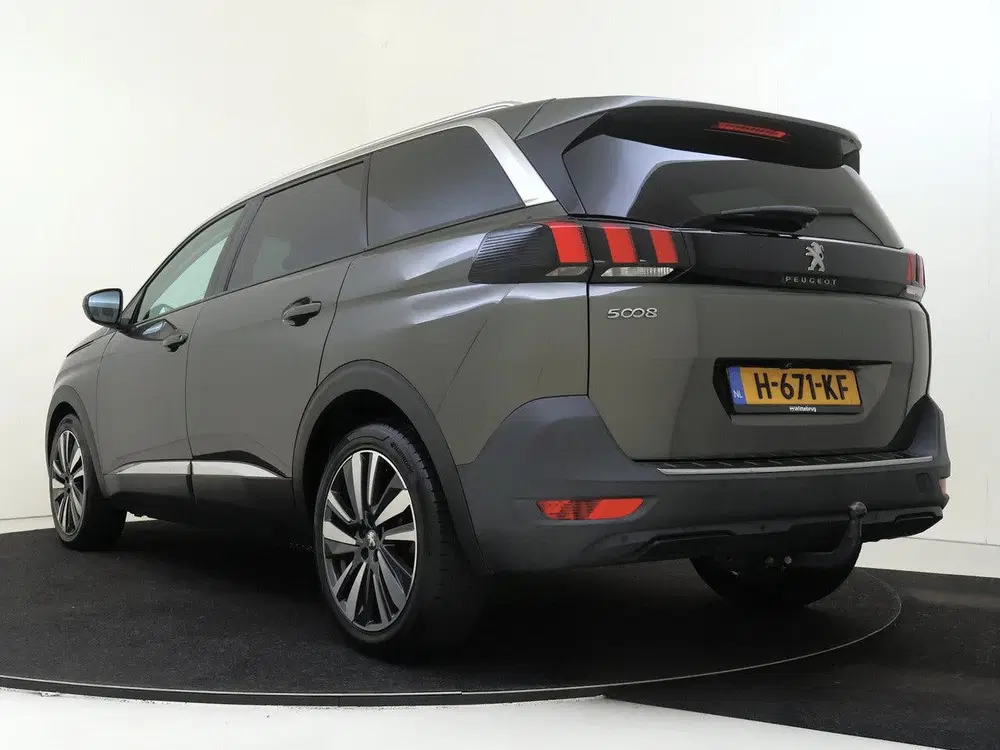 Peugeot 5008 1.2 PureTech Allure 130PK 5P uit 2020, foto 4