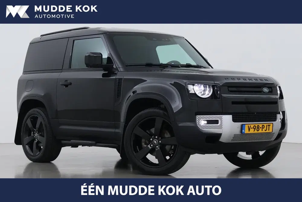 Land Rover Defender 90 D250 uit 2023