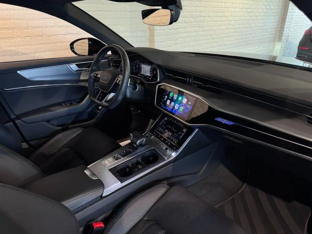 Audi A6 Avant 55 TFSI e Quattro Competition S-Line uit 2020, foto 2