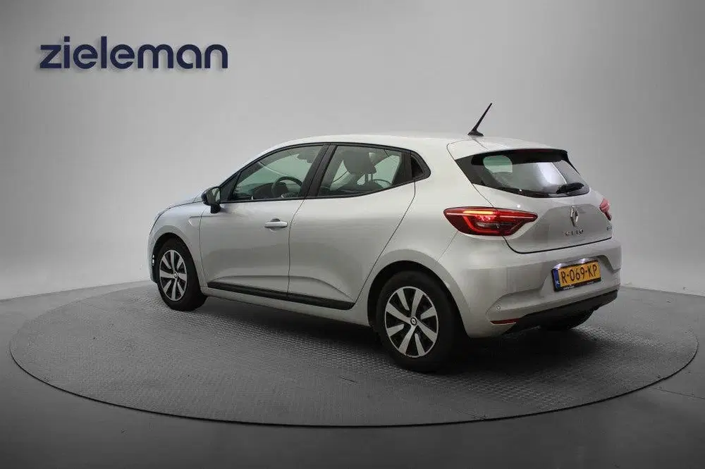 Renault Clio 1.6 E-Tech Hybrid 145 Equilibre uit 2022, foto 3