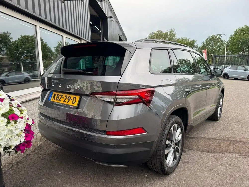 Skoda Kodiaq 1.5 TSI DSG Tour Dealeronderhoud ACC Stoel uit 2023, foto 15