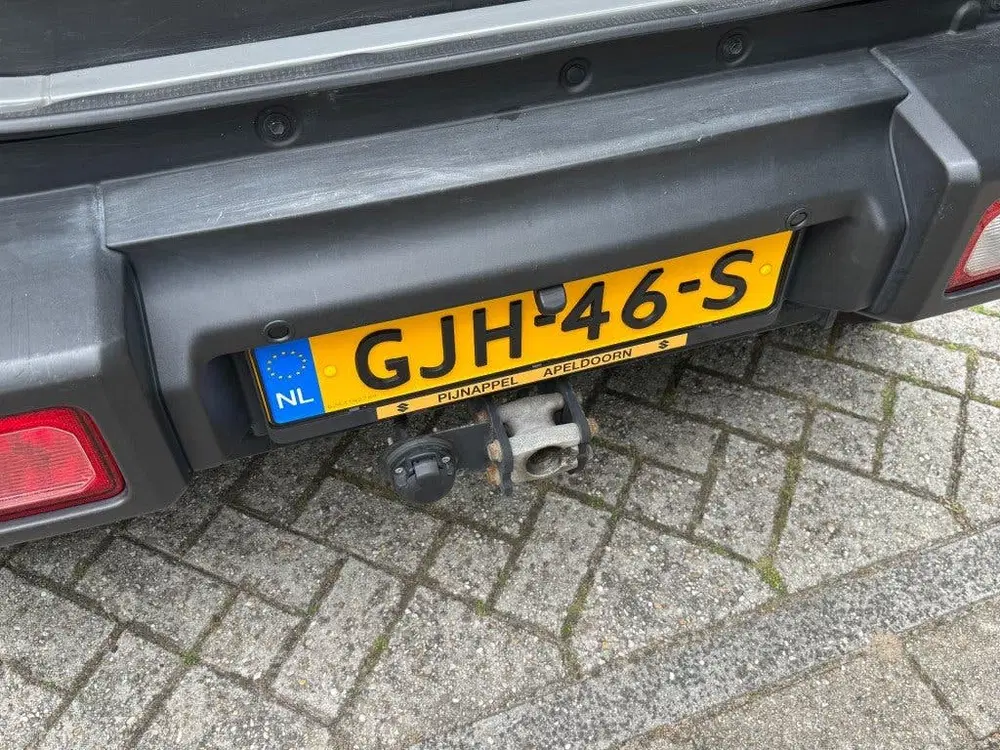 Suzuki Jimny 1.5 Stijl AllGrip (4x4) 4-persoons Trekhaa uit 2019, foto 15