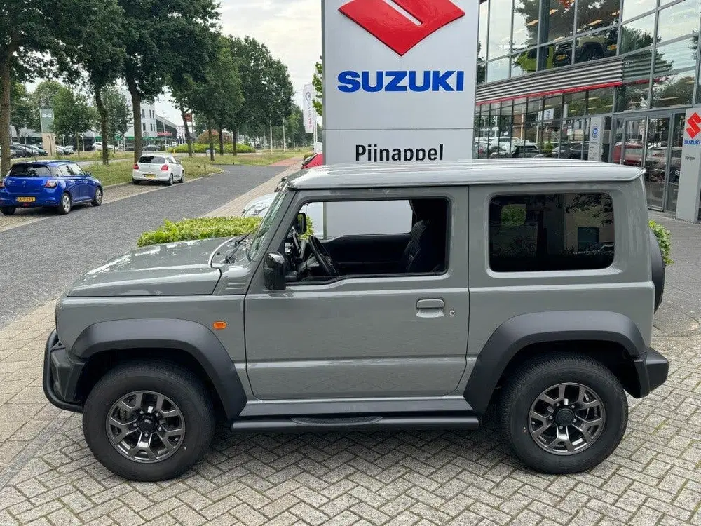 Suzuki Jimny 1.5 Stijl AllGrip (4x4) 4-persoons Trekhaa uit 2019, foto 6