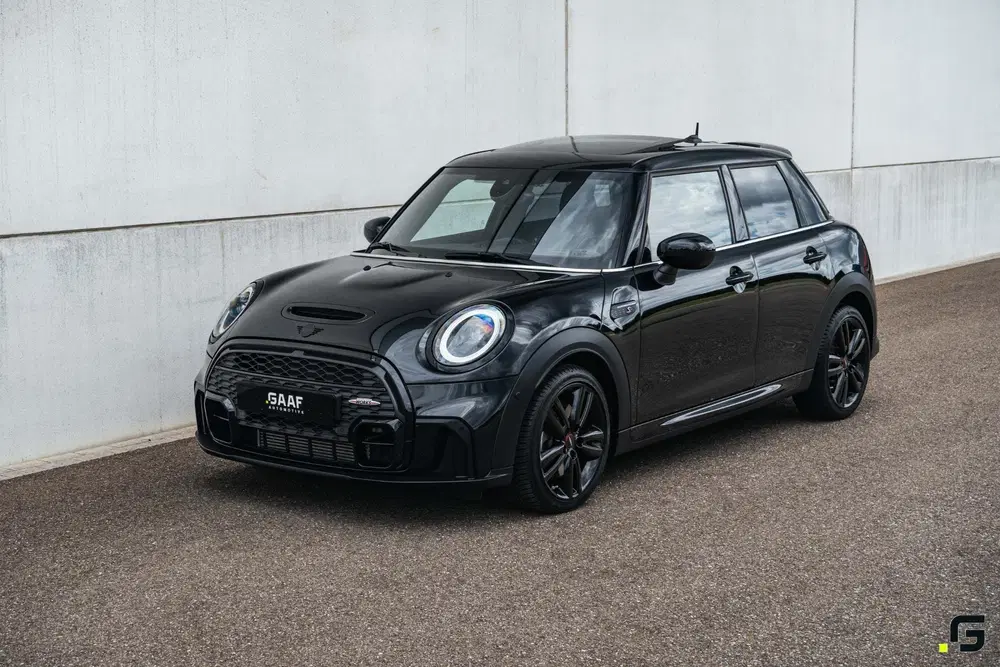 Mini Cooper S 2.0 Cooper S uit 2023, foto 12