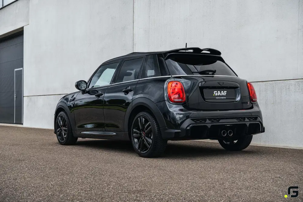 Mini Cooper S 2.0 Cooper S uit 2023, foto 13