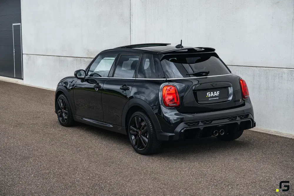 Mini Cooper S 2.0 Cooper S uit 2023, foto 14