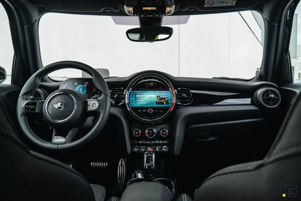 Mini Cooper S 2.0 Cooper S uit 2023, foto 15