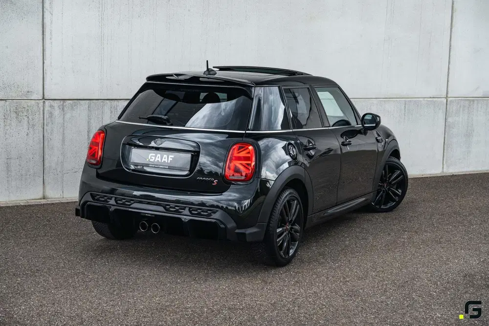 Mini Cooper S 2.0 Cooper S uit 2023, foto 5