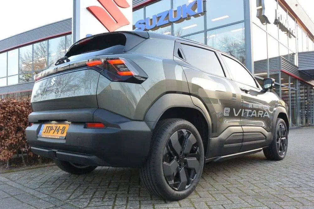 Suzuki Vitara STYLE 61 KWH AUTOMAAT uit 2026, foto 7