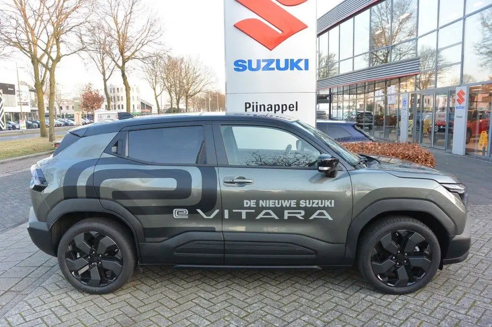 Suzuki Vitara STYLE 61 KWH AUTOMAAT uit 2026, foto 8