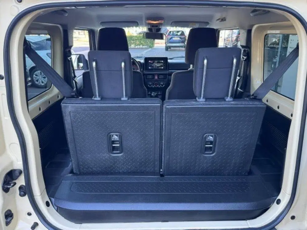Suzuki Jimny 1.5 Stijl AllGrip (4x4) 4-persoons Trekhaa uit 2020, foto 13