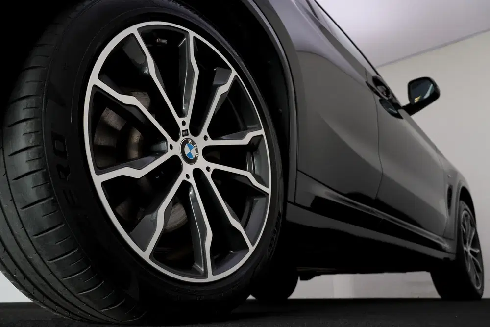 BMW X4 20iA Xdr High Executive PANO uit 2021, foto 14
