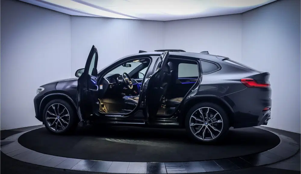 BMW X4 20iA Xdr High Executive PANO uit 2021, foto 9