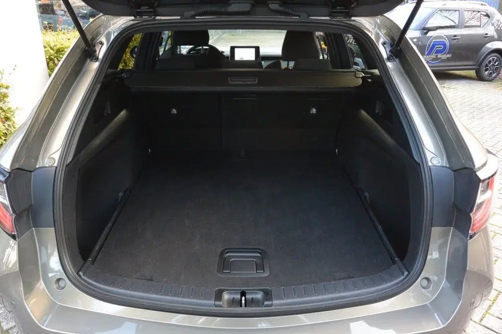 Suzuki Swace 1.8 Hybrid Style AUTOMAAT uit 2024, foto 14
