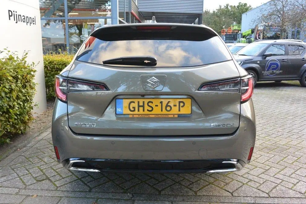 Suzuki Swace 1.8 Hybrid Style AUTOMAAT uit 2024, foto 6