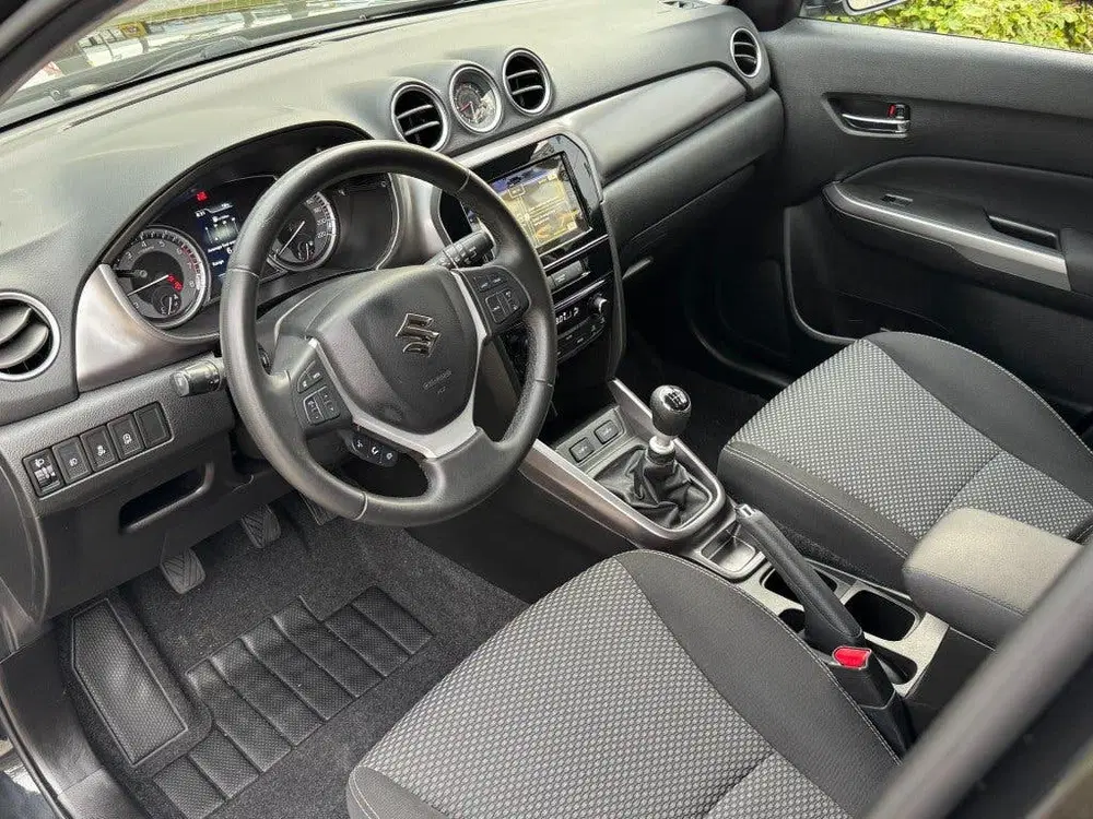 Suzuki Vitara 1.4 Select Smart Hybrid uit 2019, foto 3