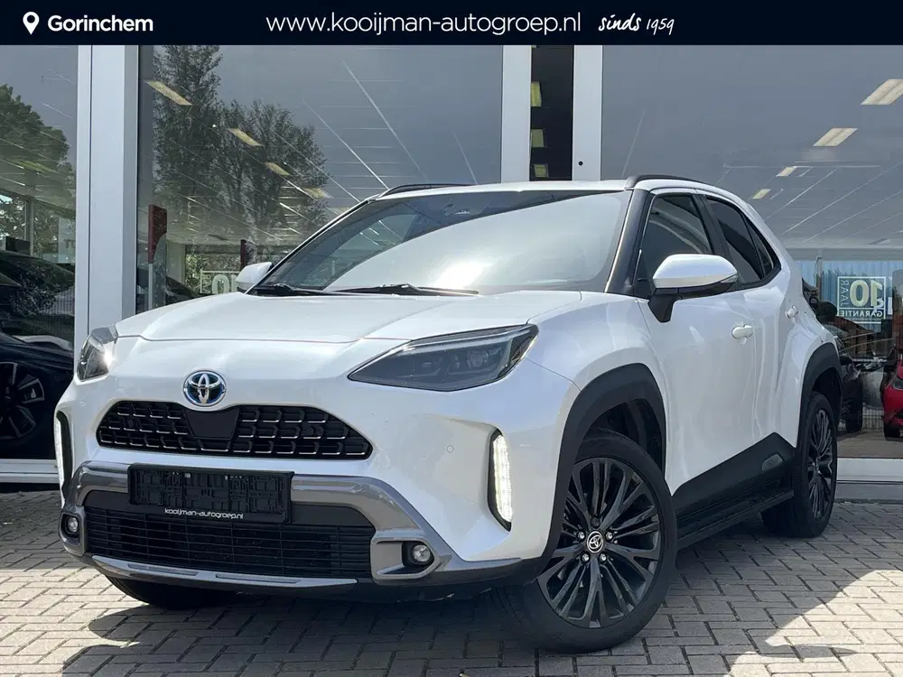 Toyota Yaris Cross 1.5 Hybrid AWD Adventure uit 2023