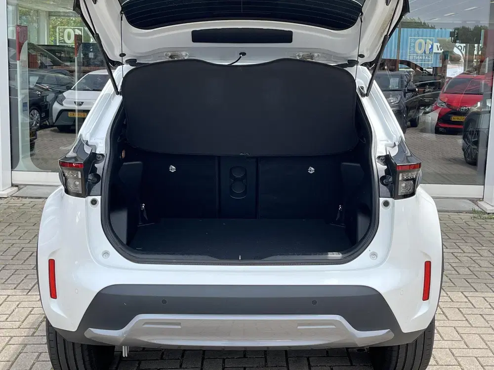 Toyota Yaris Cross 1.5 Hybrid AWD Adventure uit 2023, foto 10