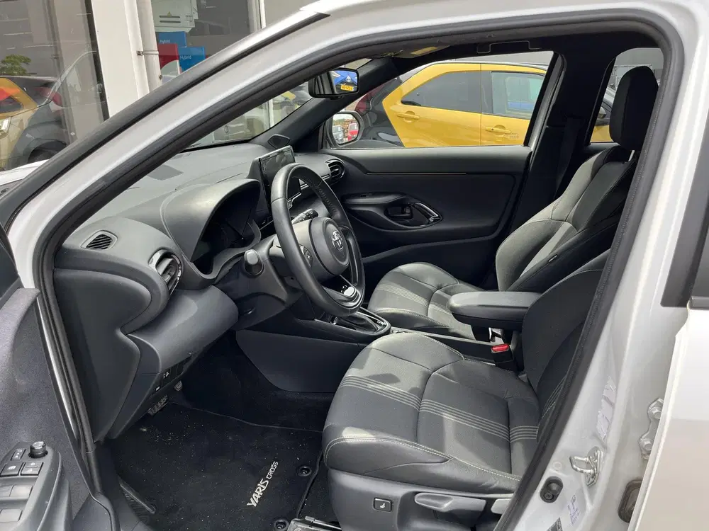 Toyota Yaris Cross 1.5 Hybrid AWD Adventure uit 2023, foto 12