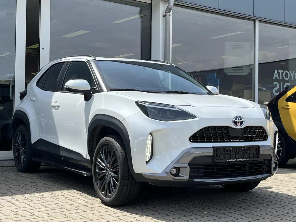 Toyota Yaris Cross 1.5 Hybrid AWD Adventure uit 2023, foto 3
