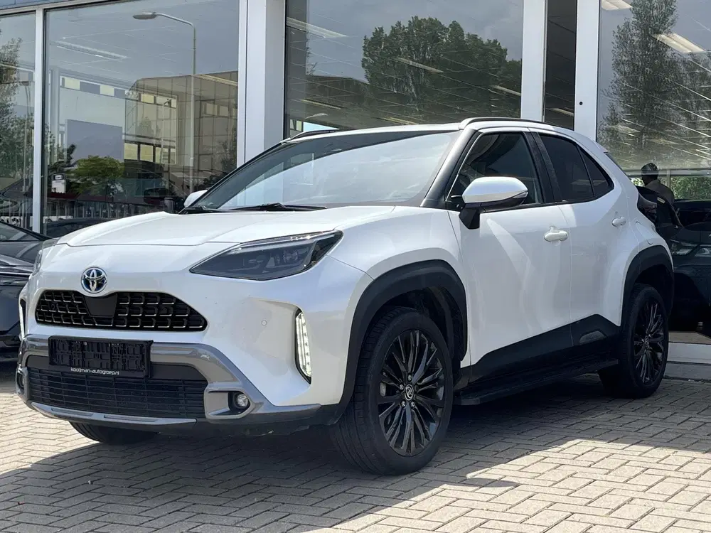 Toyota Yaris Cross 1.5 Hybrid AWD Adventure uit 2023, foto 4