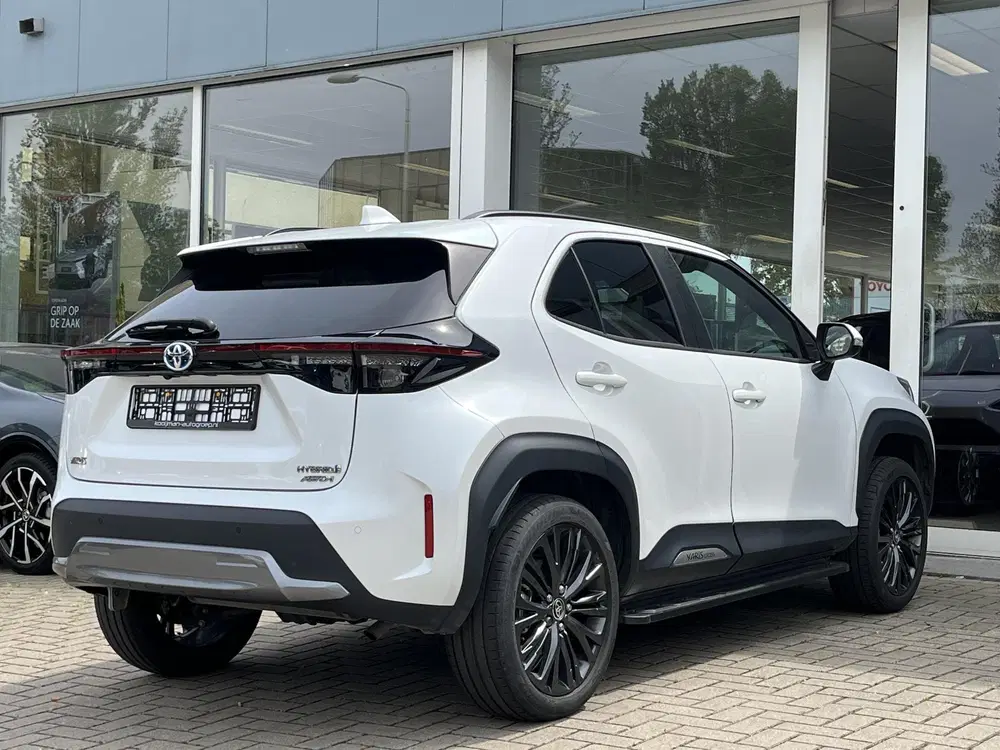 Toyota Yaris Cross 1.5 Hybrid AWD Adventure uit 2023, foto 7