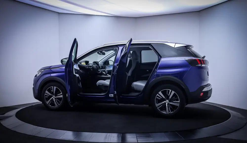 Peugeot 3008 1.2T ALLURE Pack Business FULL LED uit 2020, foto 9