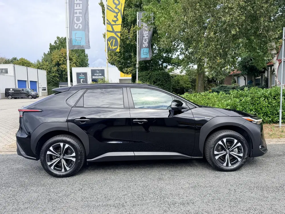Toyota bZ4X Dynamic 71 kWh 204PK Leder•ACC uit 2025, foto 10