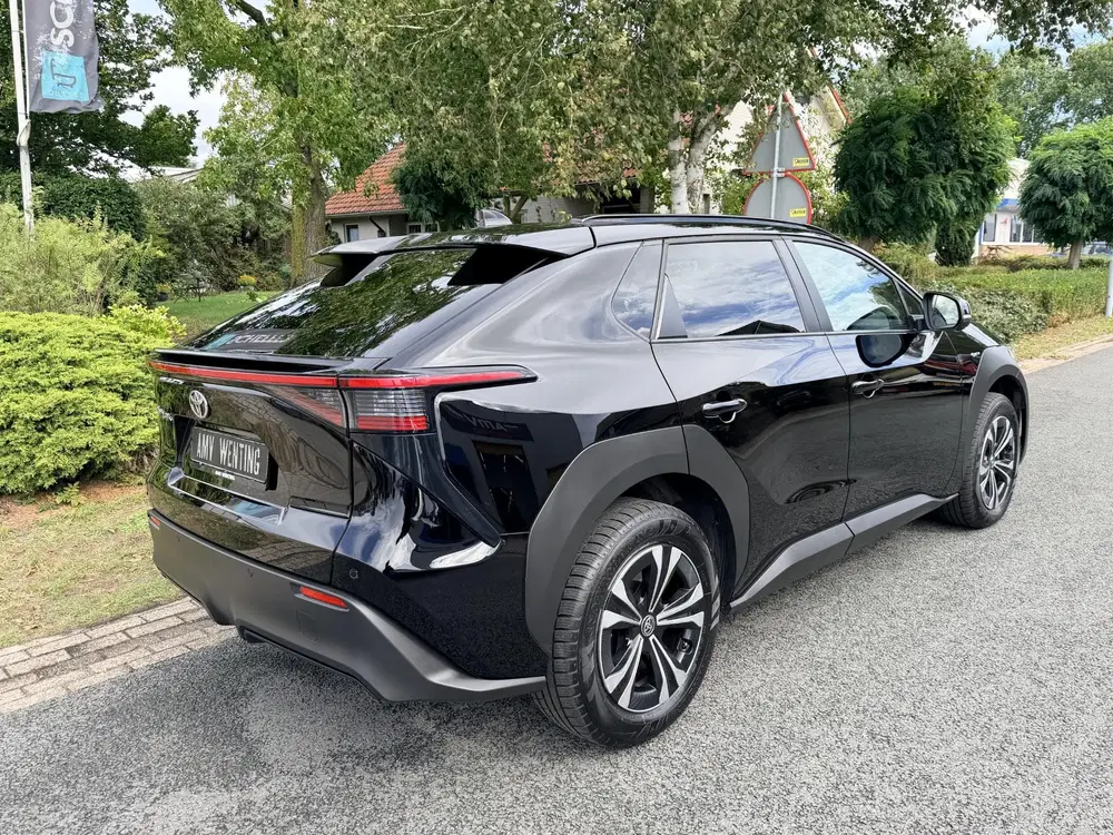 Toyota bZ4X Dynamic 71 kWh 204PK Leder•ACC uit 2025, foto 11
