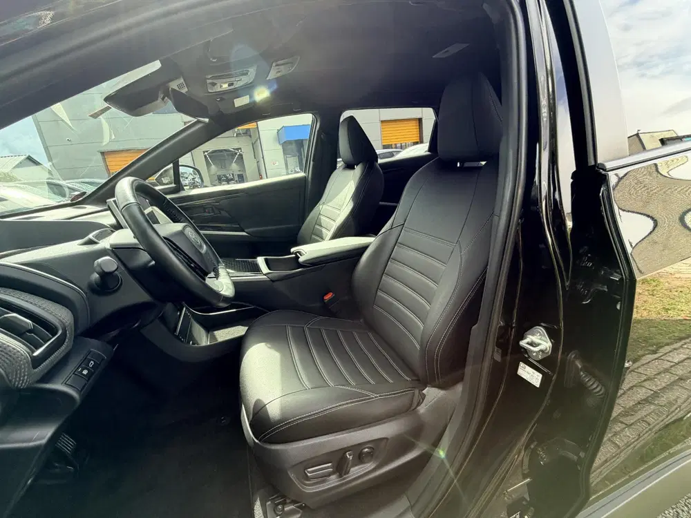Toyota bZ4X Dynamic 71 kWh 204PK Leder•ACC uit 2025, foto 13