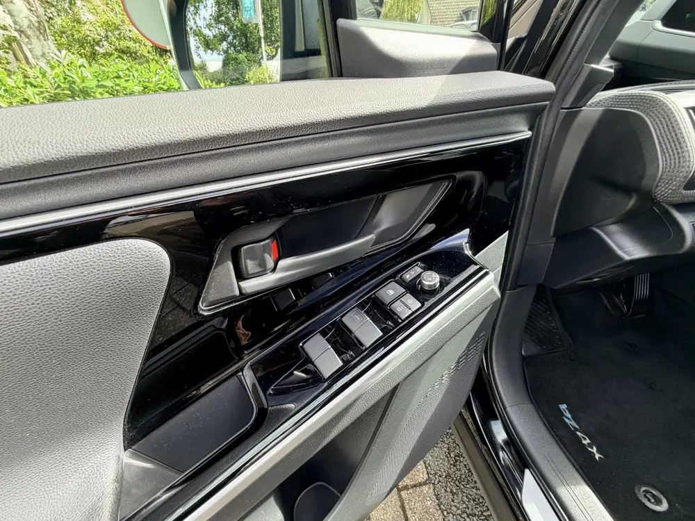 Toyota bZ4X Dynamic 71 kWh 204PK Leder•ACC uit 2025, foto 15