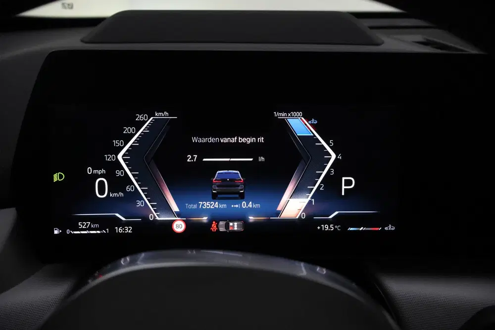 BMW X1 20iA HEAD UP uit 2023, foto 14