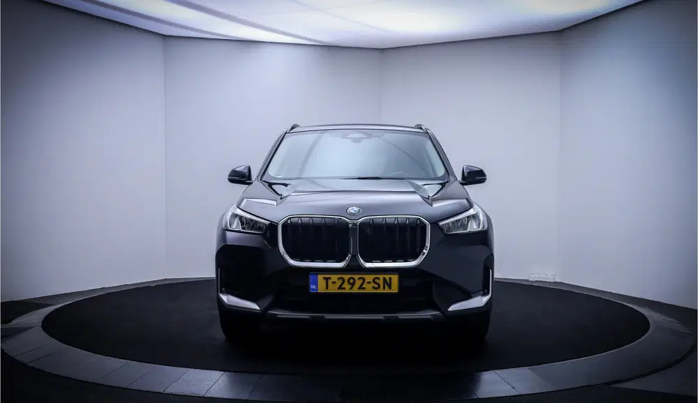 BMW X1 20iA HEAD UP uit 2023, foto 2