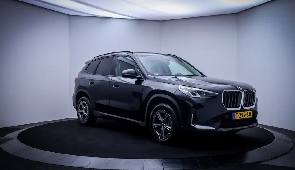 BMW X1 20iA HEAD UP uit 2023, foto 3