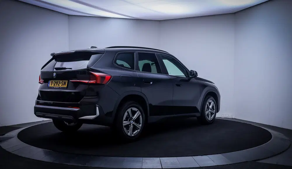 BMW X1 20iA HEAD UP uit 2023, foto 5