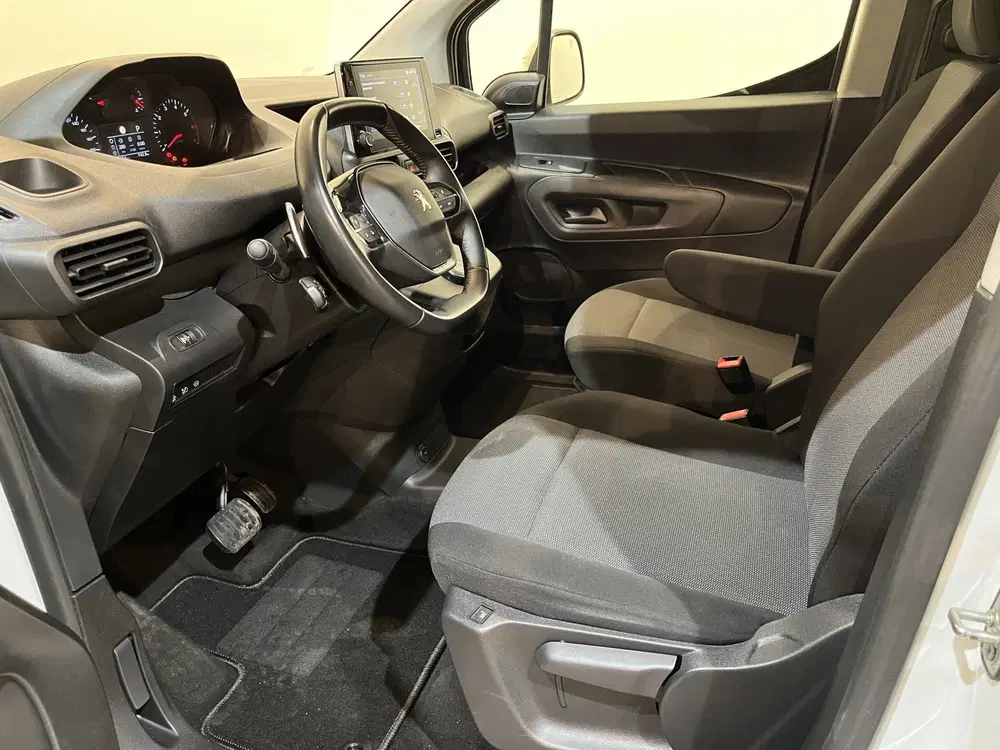 Peugeot Partner 1.5 BlueHDI 130 PK L2 Automaat Servicebus uit 2020, foto 6