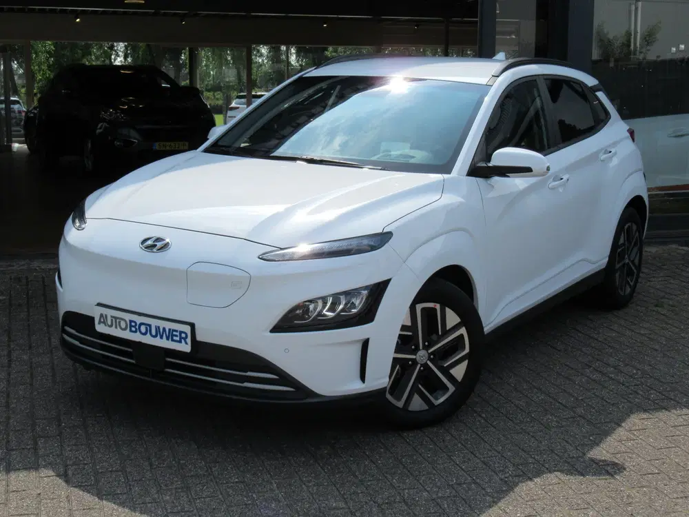 Hyundai KONA EV Premium 64 kWh 3 fase uit 2022, foto 2