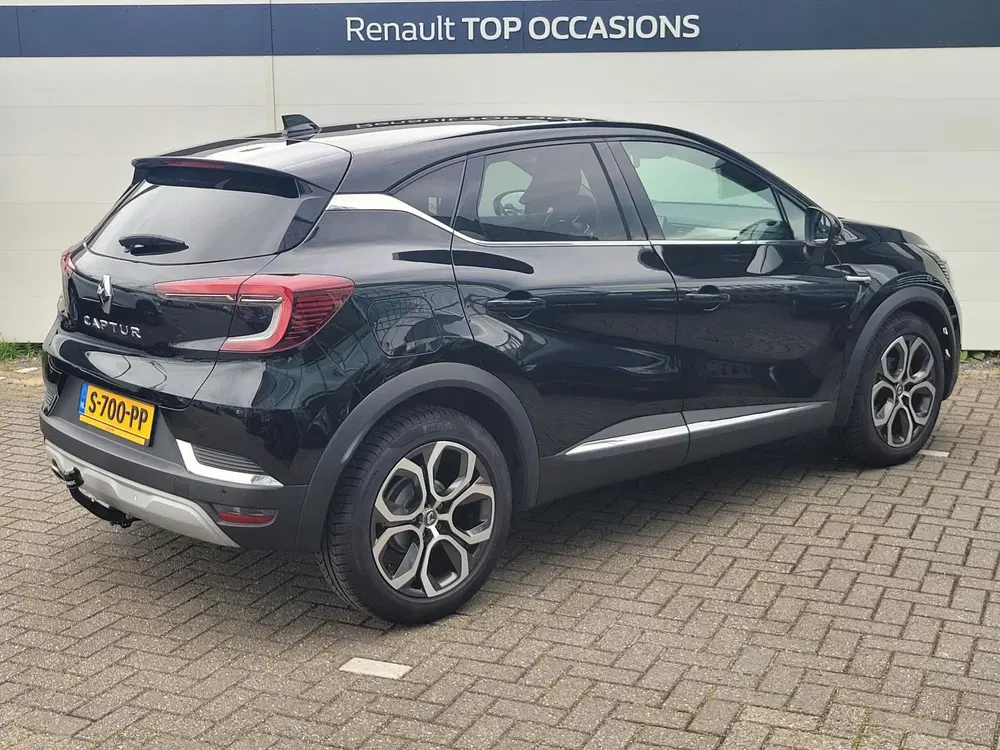 Renault Captur 1.3 TCe 140 Intens uit 2021, foto 2