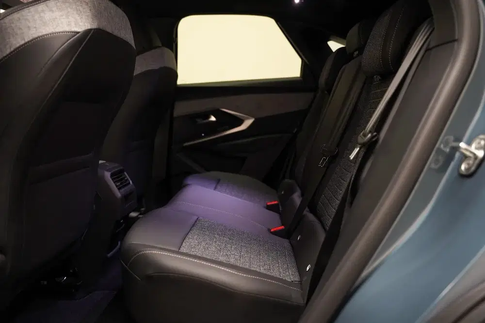 Peugeot 3008 Allure 73 kWh 3-Fase [ SOH 96.7% ] [ Navi uit 2025, foto 10